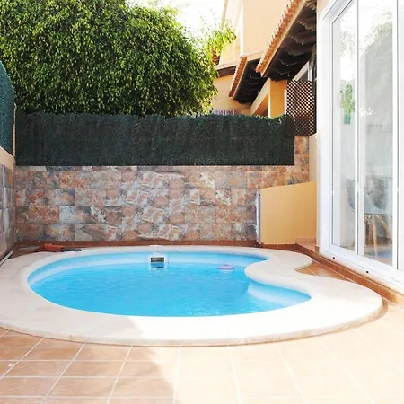 Villa Casa De Acuario - Nice With Swimming Pool *